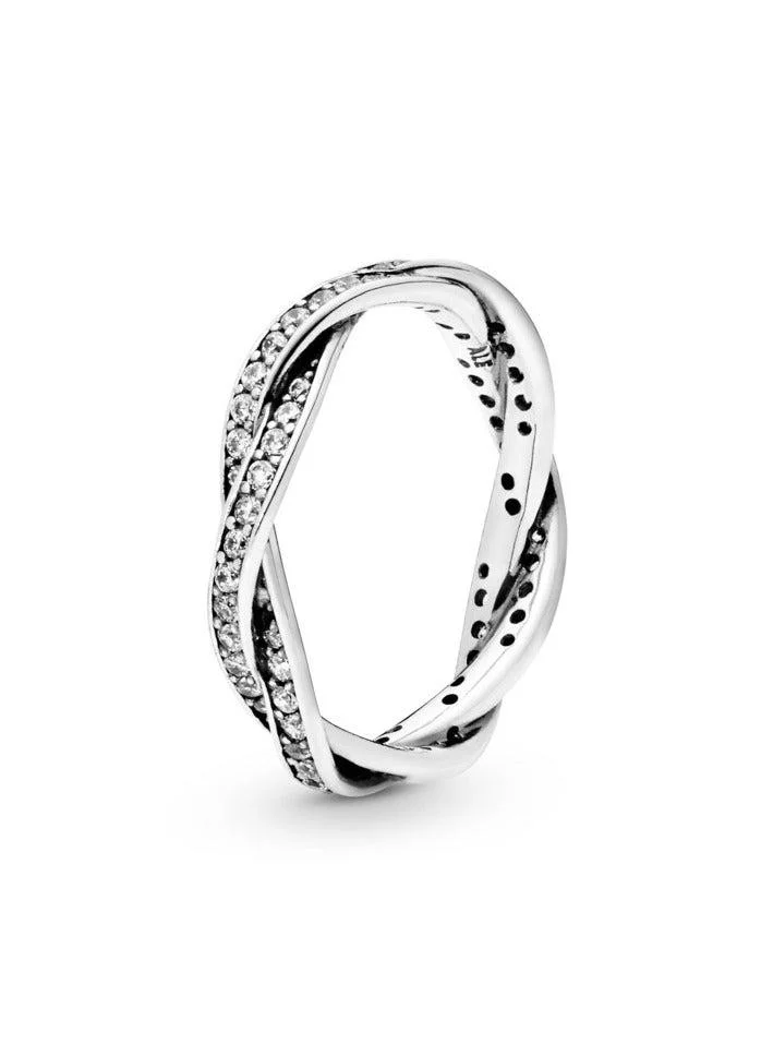 Sparkling Twisted Lines Ring
