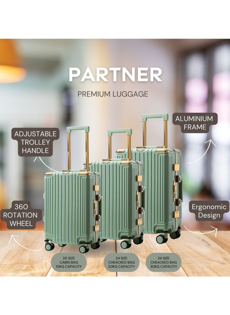PK - 3 PCS TROLLEY LUGGAGE ALUMINUM FRAME POLY CARBON MATERIAL, LUGGAGE SUITCASE SET AND CABIN LUGGAGE BAG SET GREEN COLOUR - Image 1