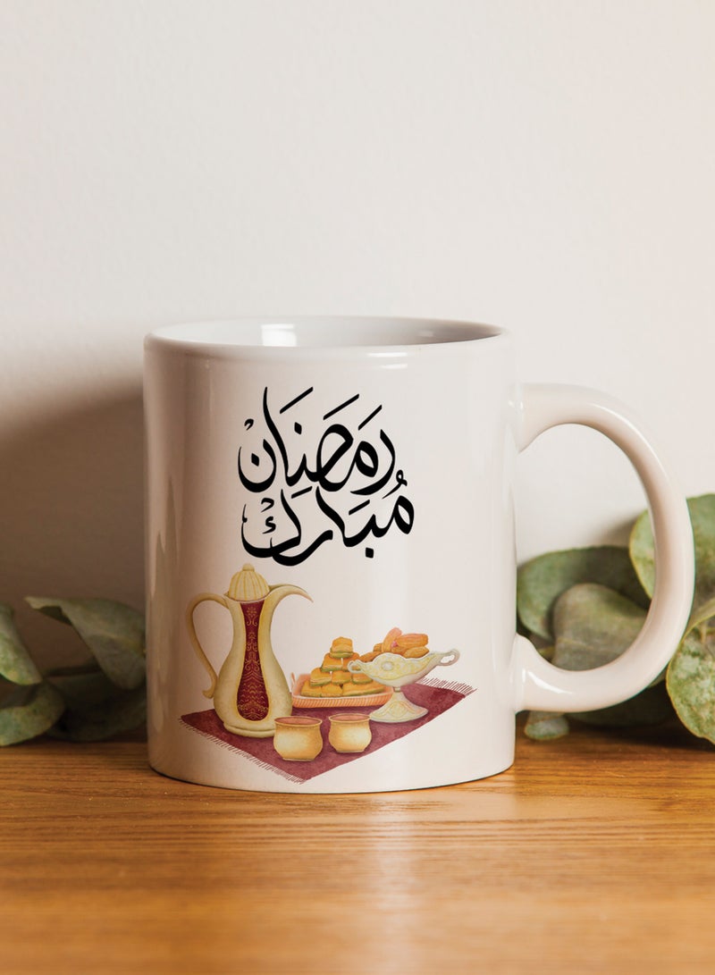 لوحة كوب ١١ أونصة من السيراميك بتصميم رمضان مبارك مع قهوة عربية - Image 1