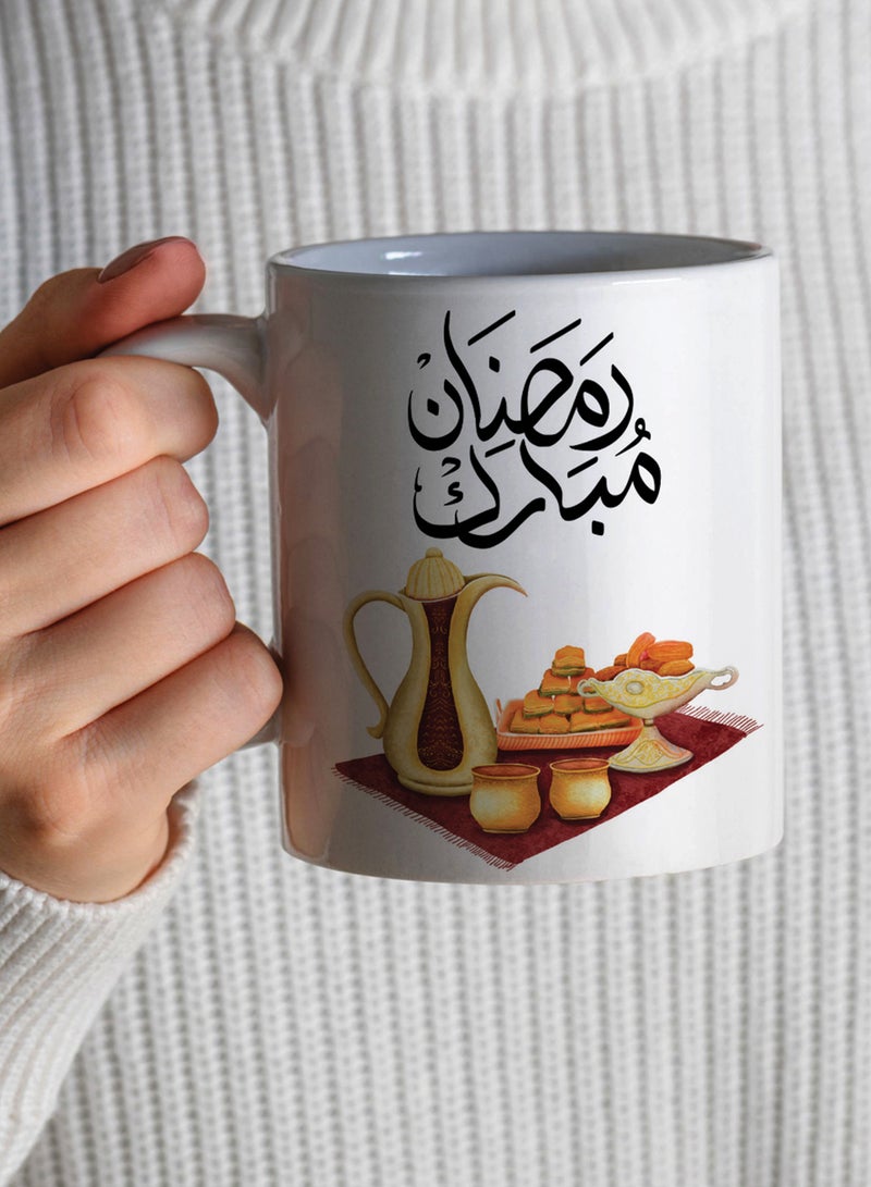 لوحة كوب ١١ أونصة من السيراميك بتصميم رمضان مبارك مع قهوة عربية - Image 2