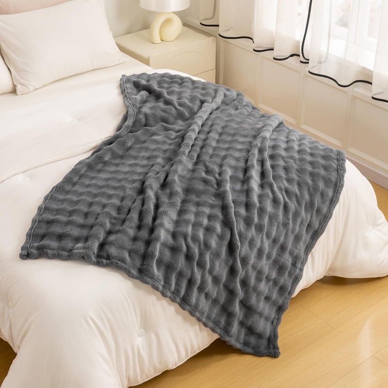 YUSOKI Faux Fur Throw Blanket with 3D Bubbles Super Soft Fuzzy Cozy Thick Blanket for Couch Chair Sofa Gift Home D?cor(Grey 50 * 60inches) - Image 5