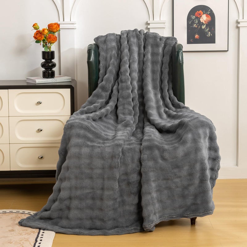YUSOKI Faux Fur Throw Blanket with 3D Bubbles Super Soft Fuzzy Cozy Thick Blanket for Couch Chair Sofa Gift Home D?cor(Grey 50 * 60inches) - Image 2