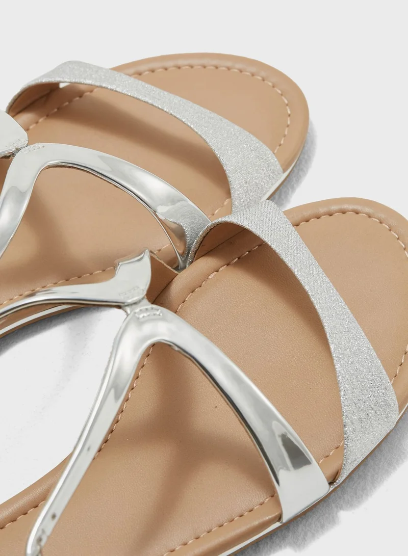 CALL IT SPRING Basic Criss Cross Flat Sandal