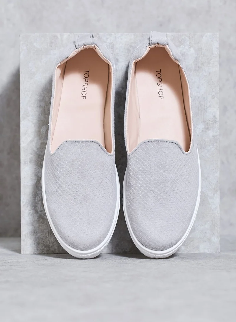 TOPSHOP Anaconda Print  Slip On