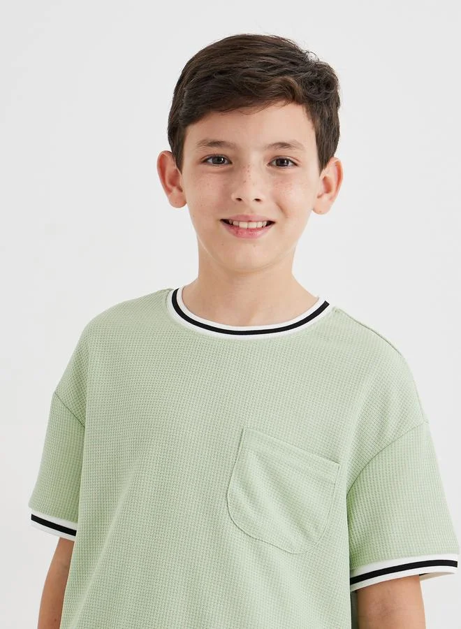 ستايلي Styli Boys Green Contrast Ribbed Tipping T-Shirt and Shorts Set