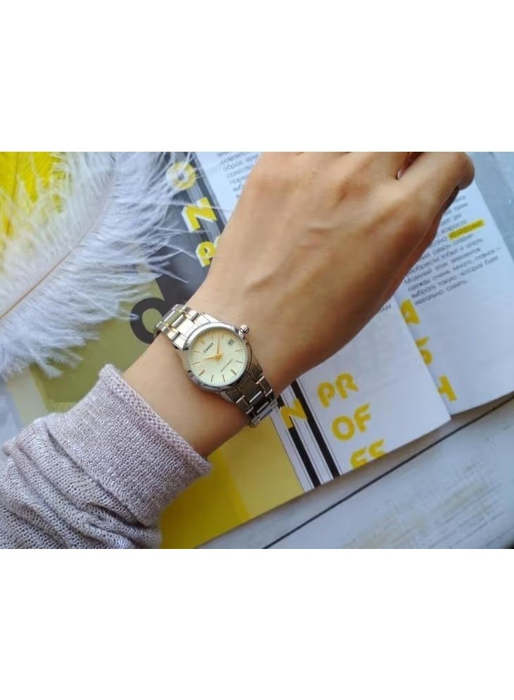 Casio Women's Watch - LTP-V002SG-9AUDF Beige Dial, Silver Band - Image 3