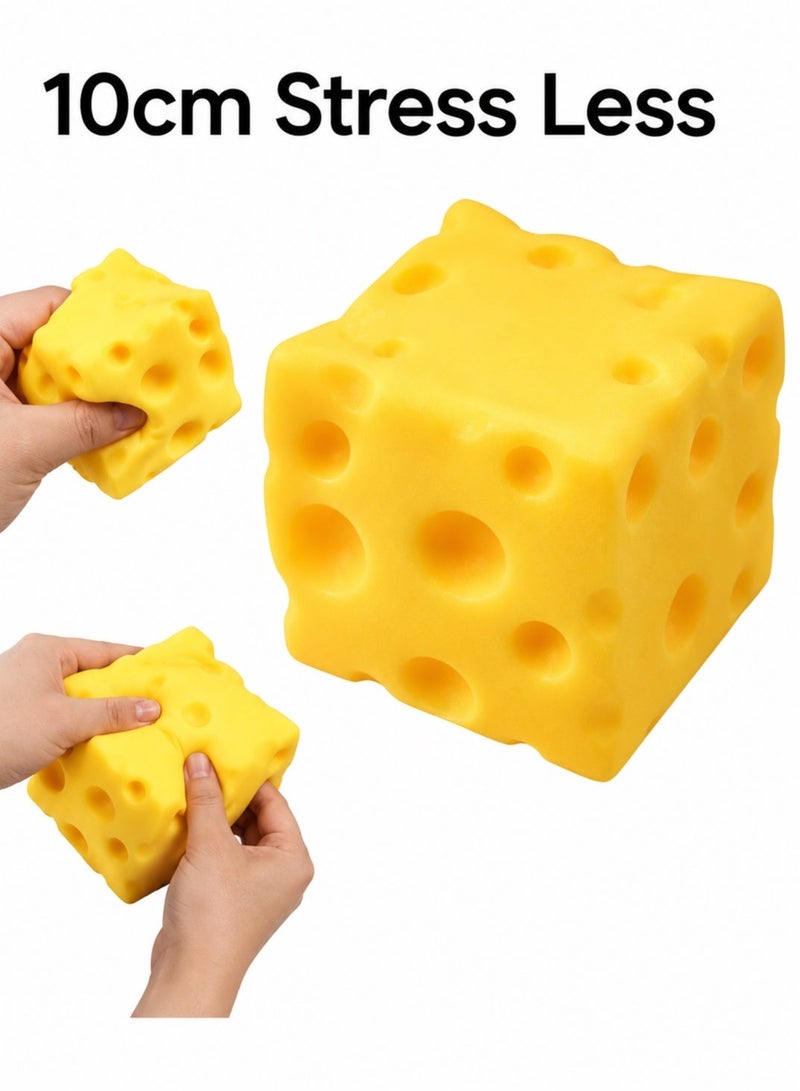 جيو لعبة "سكويشي" (Squishy) على شكل قطعة جبن صفراء كبيرة (10 سم) - لعبة حسية مبتكرة وناعمة للغاية للأطفال والكبار، تتميز بخاصية العودة البطيئة للشكل الأصلي. - Image 1