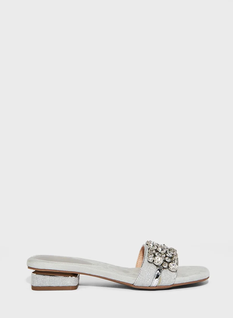 MENBUR One Strap Low Heel Sandals