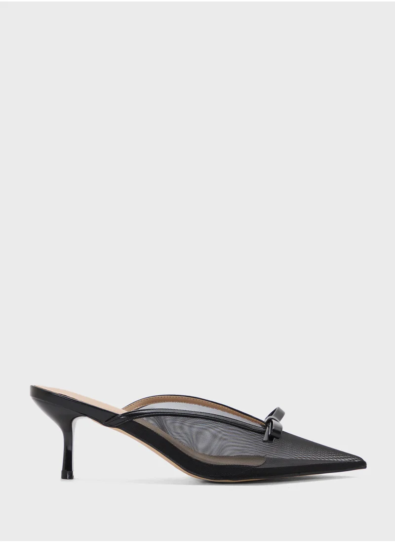 ايلا Bow Detail Mesh Pump