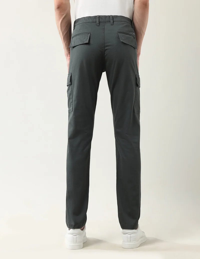 Arrow Green Slim Fit Twill Autoflex Trousers for Men | Best Price UAE