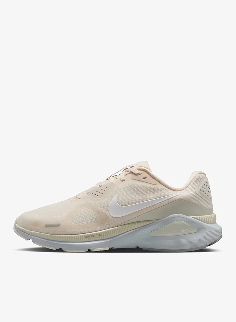 Nike Structure 26 Ess