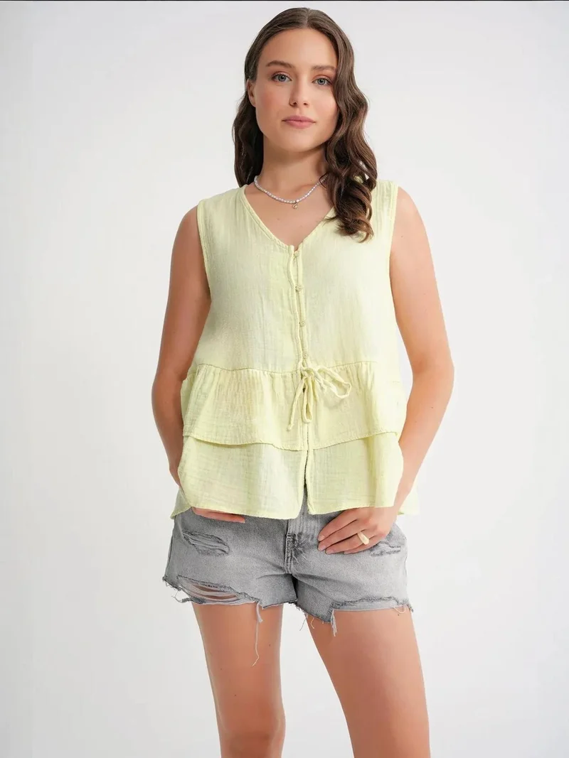 MixRay Mixray V-Neck Buttoned Cotton Blouse
