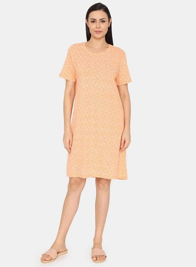 زيفامي قميص نوم بياقة مستديرة وأكمام قصيرة وطبعات من زيفامي