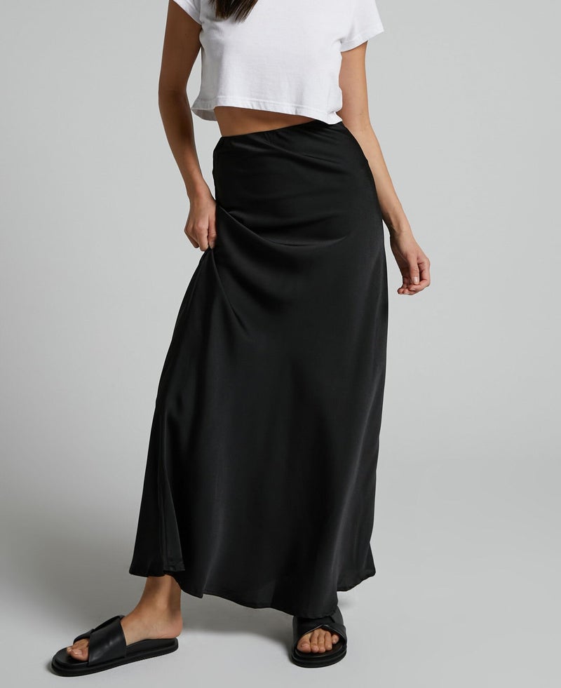 Teddify Women's Satin Maxi Skirt High Waisted Elastic Waistband Silk A-Line Casual Party Leopard Print Long Skirts for Women (Black, Small) - Image 2