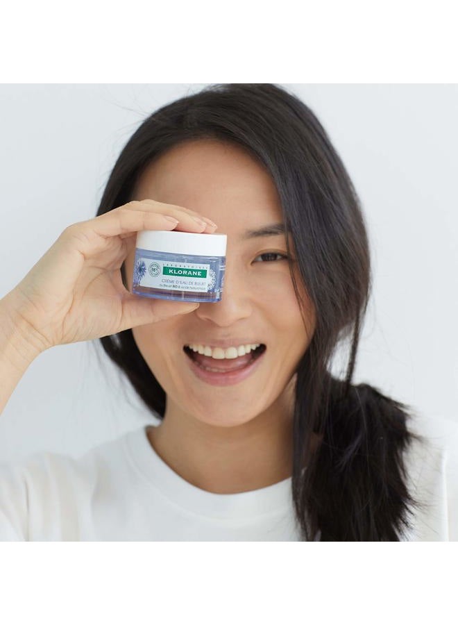 Klorane كريم ماء مرطب مع زهور الذرة المزروعة عضوياً وحمض الهيالورونيك - لملء البشرة وتفتيحها - للتورم والهالات السوداء - خالي من البارابين والسيليكون - 1.6 أونصة سائلة - Image 3