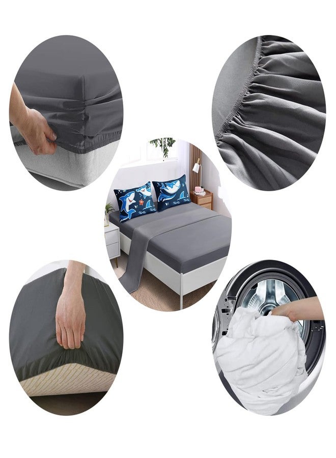 BDUCOK طقم لحاف سمكة قرش أزرق داكن من BDUCOK، 6 قطع، مقاس مفرد، بتصميم سمكة قرش كرتونية لطيفة، طقم سرير متكامل للأولاد والبنات والأطفال والمراهقين، فائق النعومة لتزيين غرفة النوم، 3069Twin - Image 5