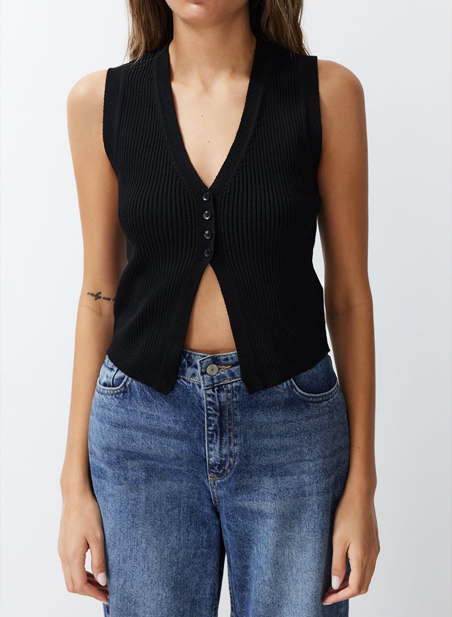 trendyol Black Crop Premium/ Special Yarn Top Knit Vest  - Image 5