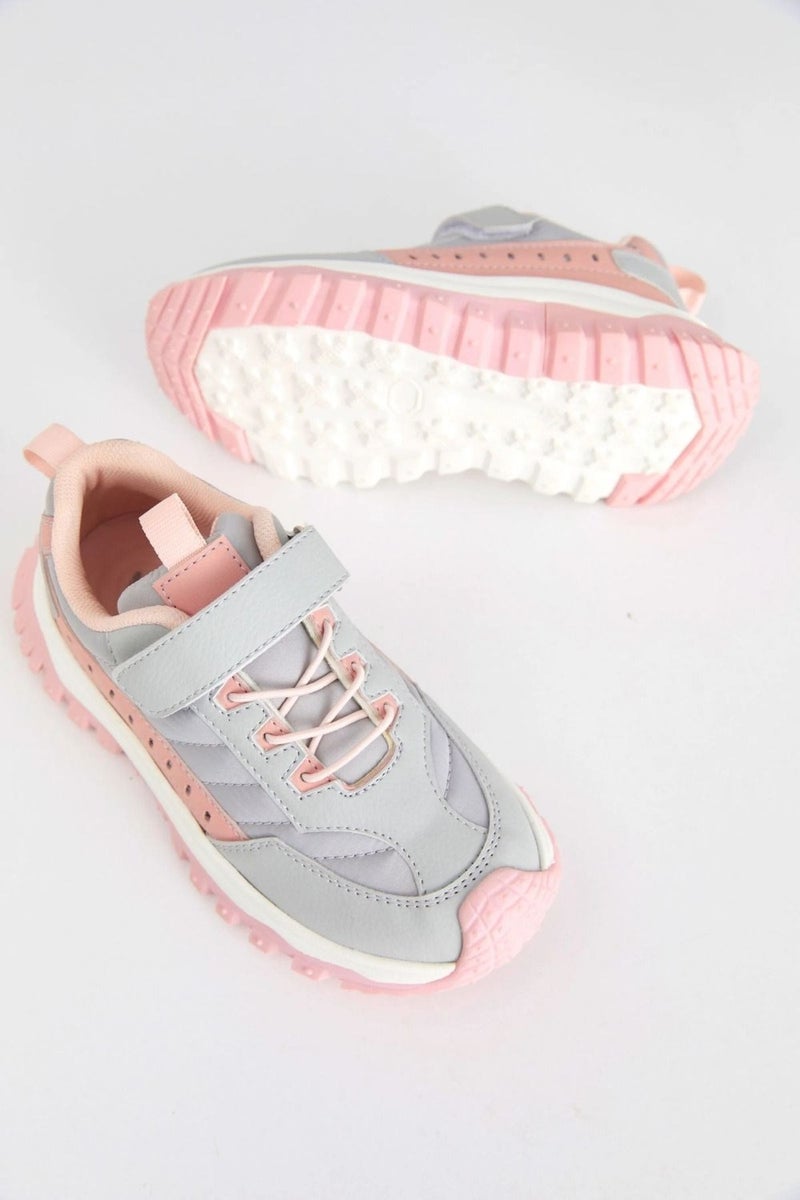 VICCO Unisex 31-35 Size Seasonal Anatomical Non-Slip Trekking Children's Shoes  - Image 1