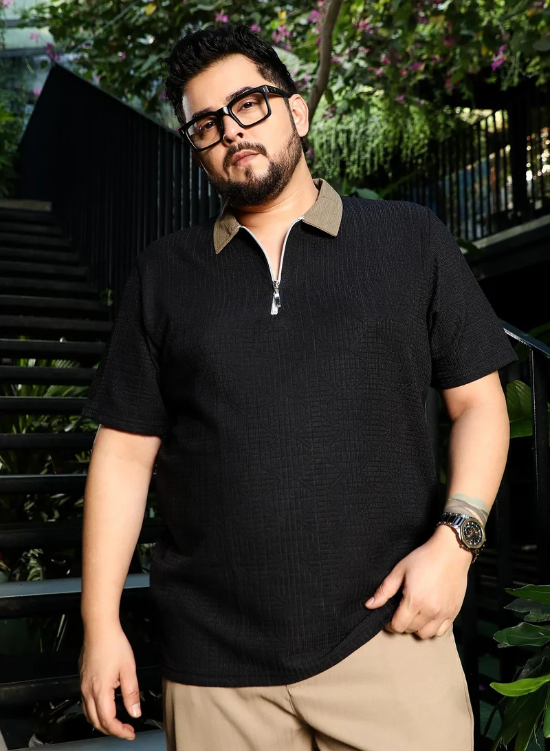 Men Oblique-Block Polo T-Shirt | Jacquard Polo Neck, Short Regular Sleeves | Half-Zip Closure, Straight Hem | Colourblock Jacquard Knit Fabric For Plus Size Casual & Daily Wear | Black