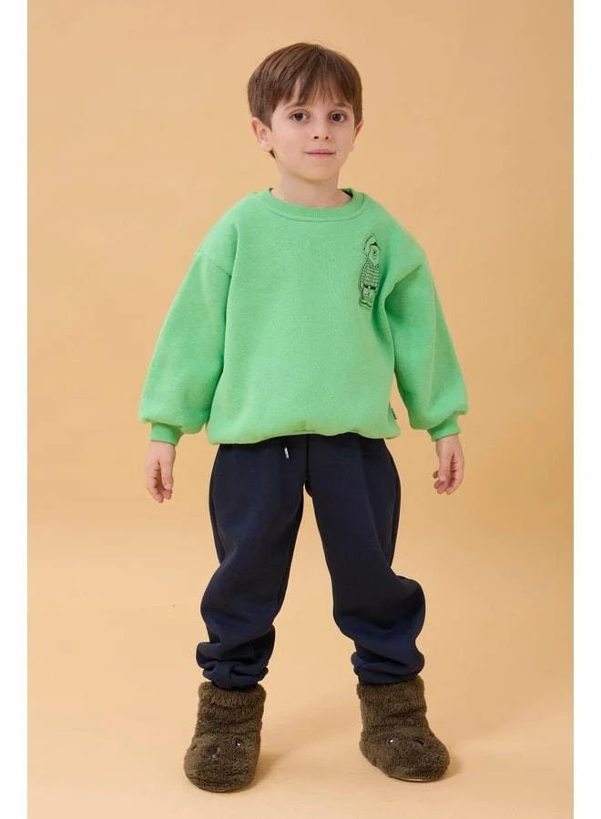 Perendi Boy's Crew Neck Sweatshirt with Bear Print in Pistachio Green.