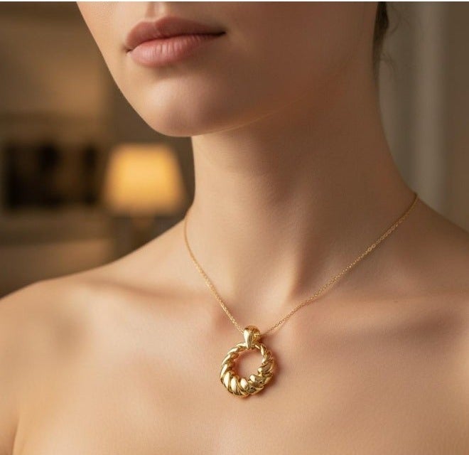 Ruby Art Gold 18K Real Gold Pendant for Women, Super Lightweight Graziella Air -2.75 Gram - Image 3