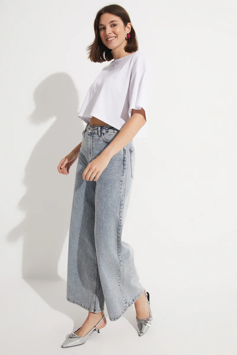 JUNE 100% Cotton Loose Crop T-Shirt