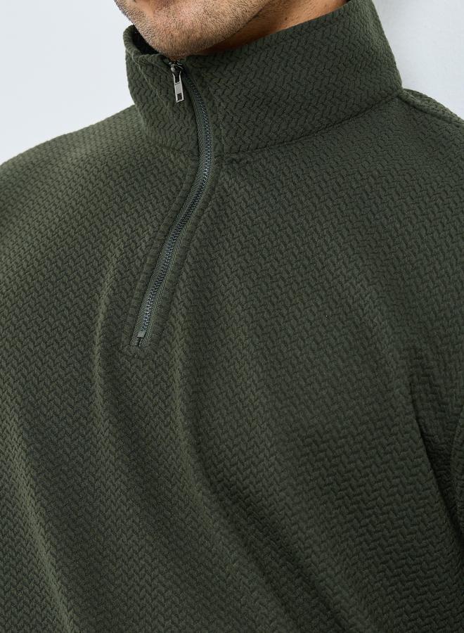 Styli Pebble Textured Relaxed Fit Quarter Zip Sweatshirt - Image 4