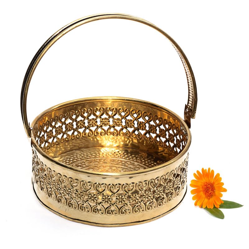 Pure Source India Brass Traditional Pooja Basket/Pooja Daliya for Flower, Pooja Item (Gold) (Round SML) - Image 1