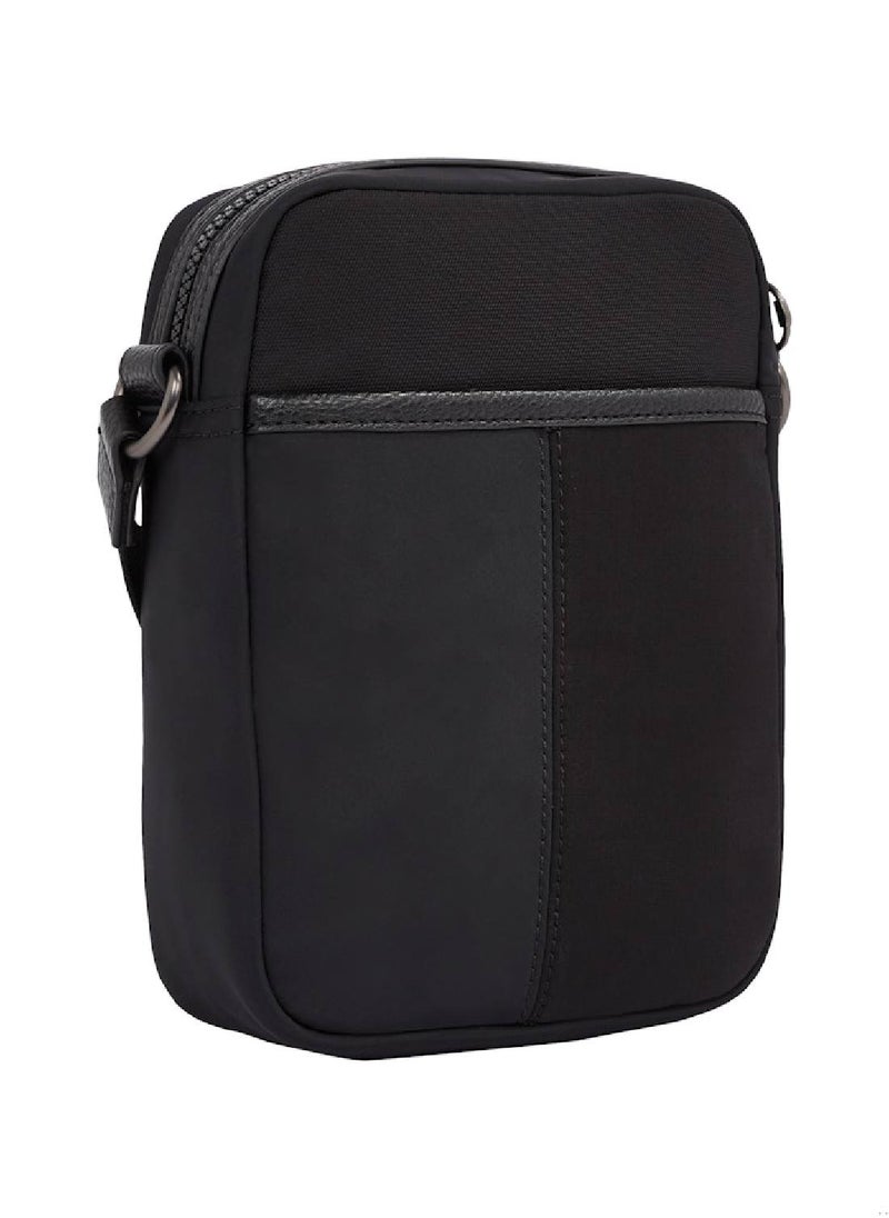 TOMMY HILFIGER - Men's Mixed Texture Reporter Bag, Black- Recycled Polyester - Image 1