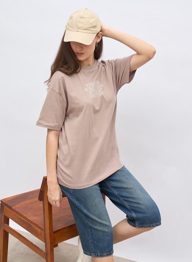 Styli Beige Slogan Print Oversized T-Shirt - Image 4