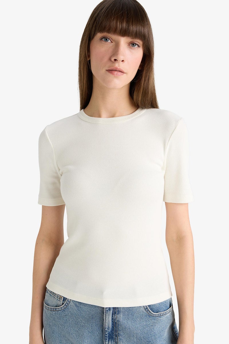 DeFacto Beige Woman Slim Fit Crew Neck Short Sleeve T-Shirt Casual - Image 1