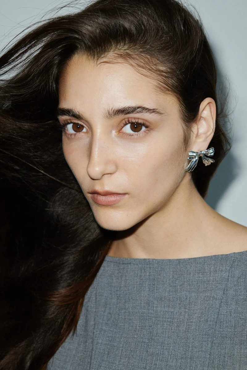 اتش اند ام حلق بتصميم ربطة