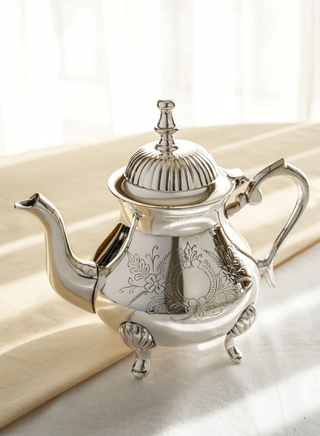 QUESERA ELEGANT SILVER PLATED BRASS TEA KETTLE BY QUESERA | Best