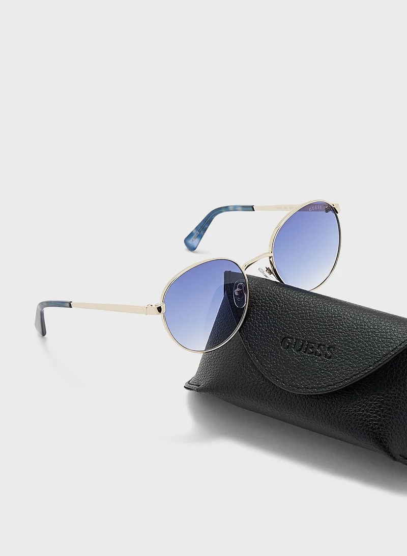 GUESS Round Sunglasses