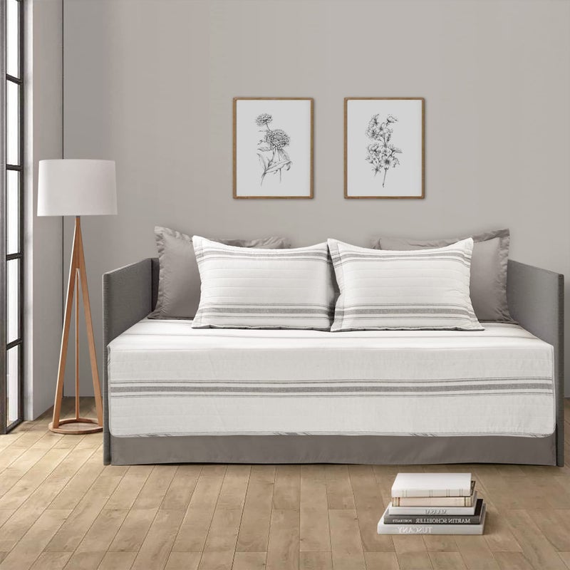 طقم غطاء سرير نهاري من لوش ديكور بتصميم خطوط المزرعة 6 قطع 39 عرض × 75 طول رمادي مزدوج