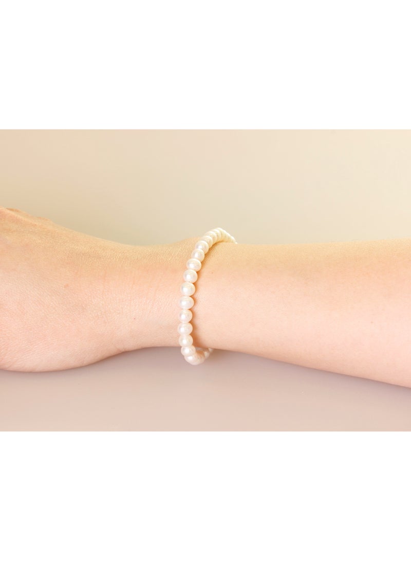 MIKURA 1st 19Cm Bracelet, Freshwater Pearls, White Color, 5.5-5.0MM, 18KW  - Image 3