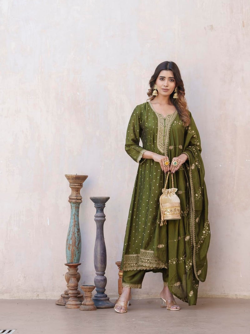 Kaari Women's Embroidered Kurti Set with Dupatta | Ethnic Suits with Embellished Dupatta | Everyday and Festive Kurti Set for Women|Mehdi|L - Image 2