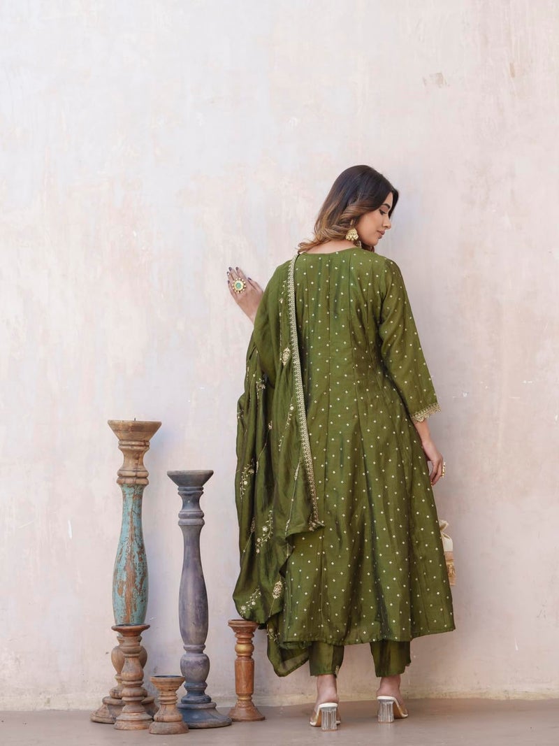 Kaari Women's Embroidered Kurti Set with Dupatta | Ethnic Suits with Embellished Dupatta | Everyday and Festive Kurti Set for Women|Mehdi|L - Image 5