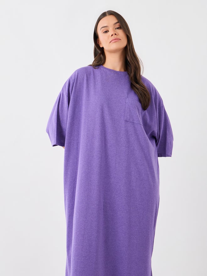 Styli Styli Unwind Solid Dropped Shoulder Pocket Detail Nightdress with Side Slit  - Image 2