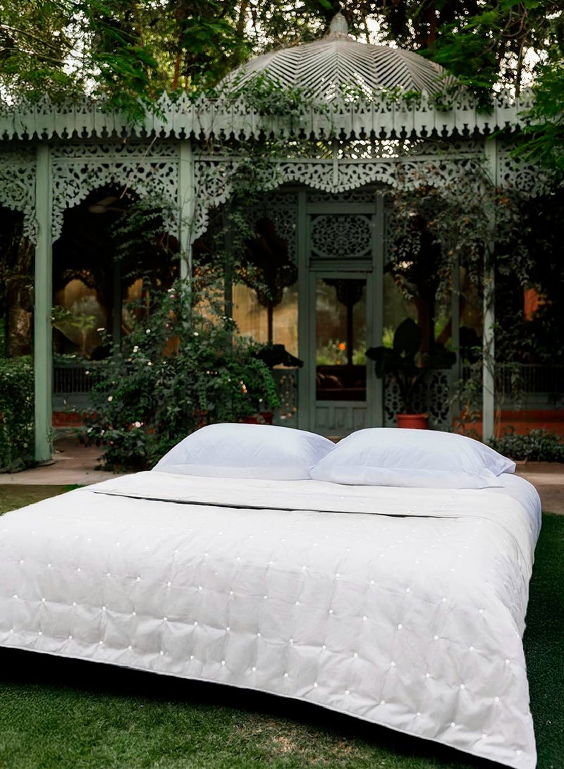 More cottons Polka Summer Duvet  - Image 1