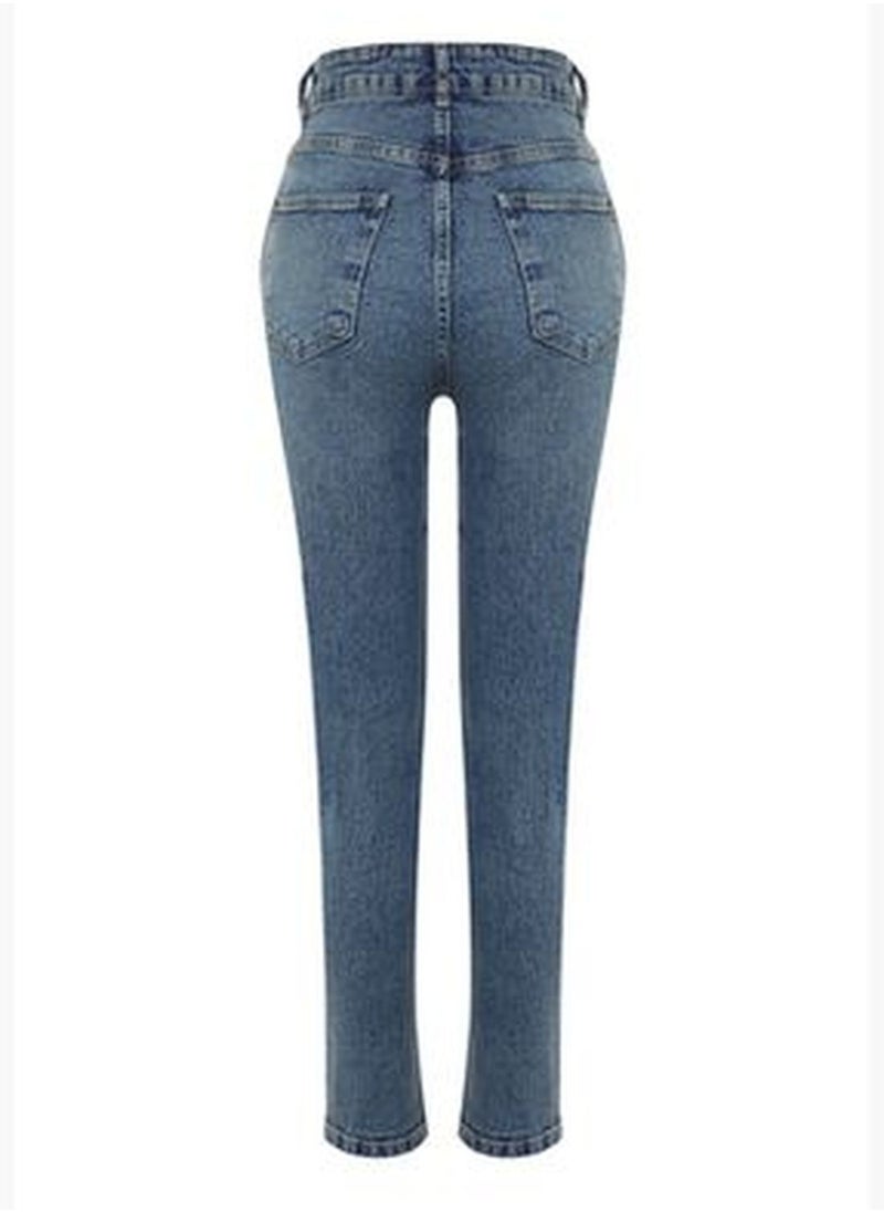 trendyol Blue High Waist Slim Mom Jeans TWOSS24JE00039  - Image 4