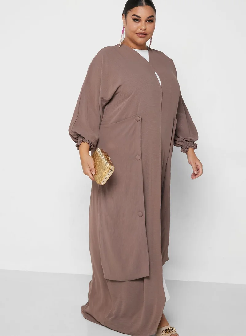 Hayas Closet Curve Button & Pocket Detail Abaya