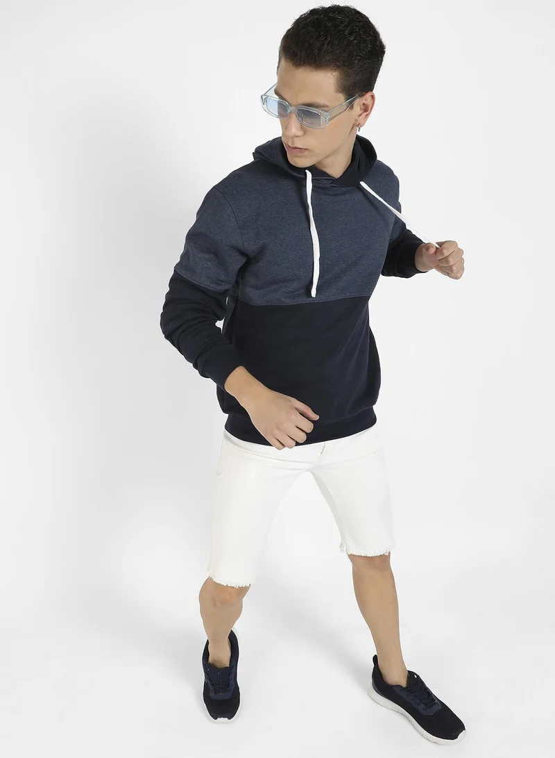 Campus Sutra Men's Blue Pullover Hoodie With Contrast Detail