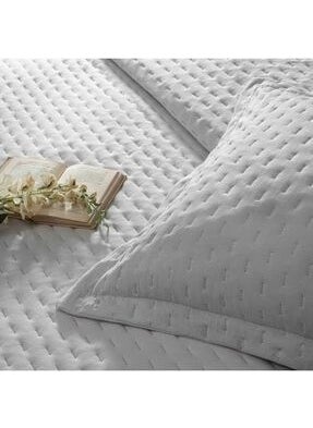 Linens Gardenia Double Bedspread  - Image 3