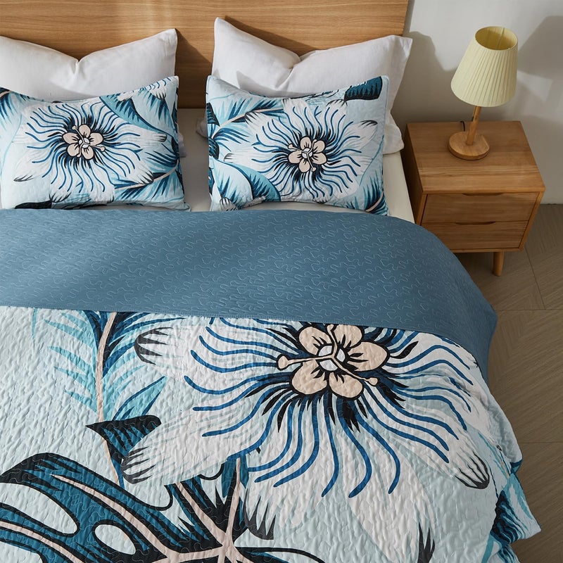 Yogeneg Queen Quilt Bedding Set,White Green Botanical Pattern Light Blue Full/Queen Quilt Set,3 Piece Lightweight Soft Summer Bedspread Coverlet with 2 PIillow Shams,All Season(Light Blue,90"x96") - Image 3
