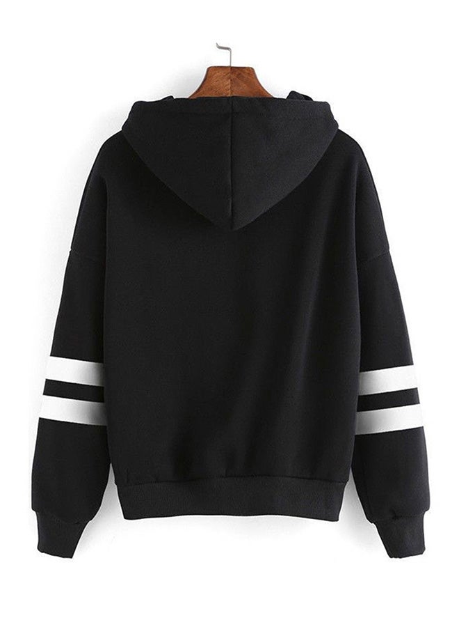 سويت شيرت مطبوع عليه رسومات بنمط دي جي مارشميللو أسود - Image 2