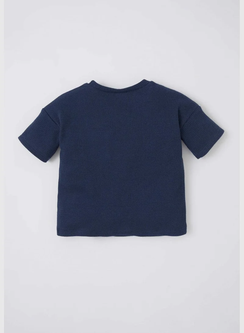 DeFacto Regular Fit Short Sleeve One Side Pocket T-Shirt