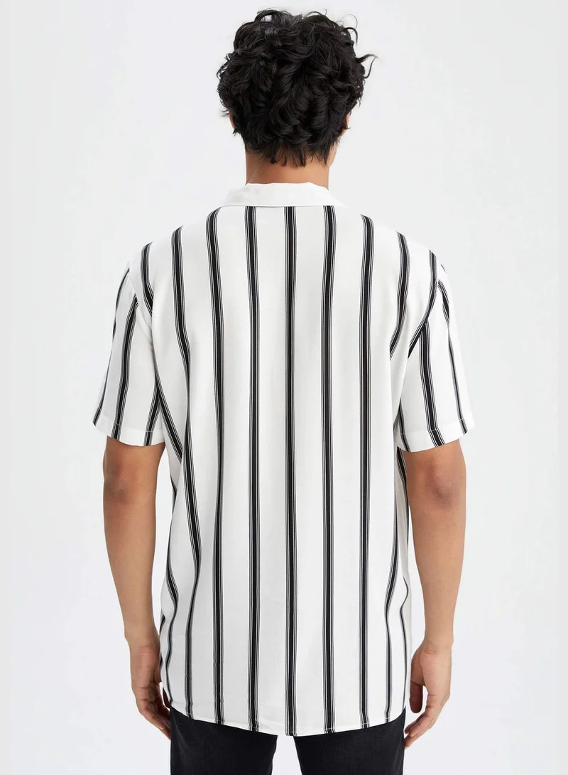 DeFacto Man Regular Fit Apache Neck Woven Top Short Sleeve Shirt
