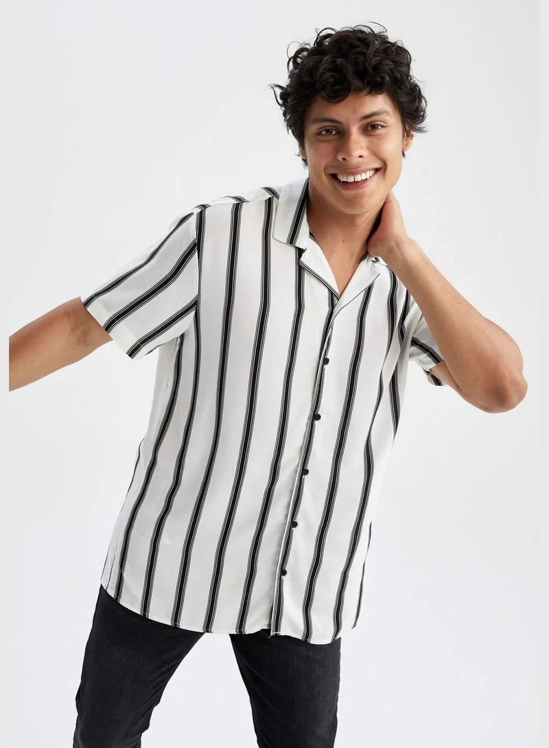 DeFacto Man Regular Fit Apache Neck Woven Top Short Sleeve Shirt