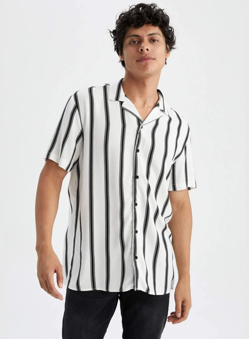 DeFacto Man Regular Fit Apache Neck Woven Top Short Sleeve Shirt